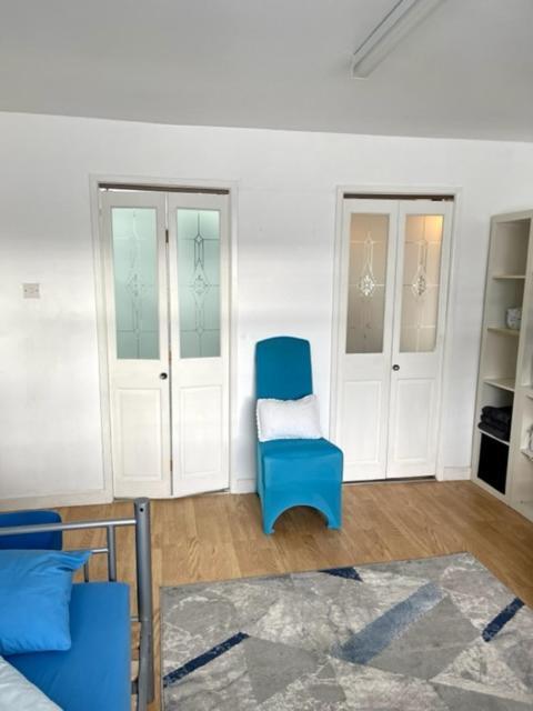 WarmleyBarrs Court Beds住宿加早餐旅馆 外观 照片